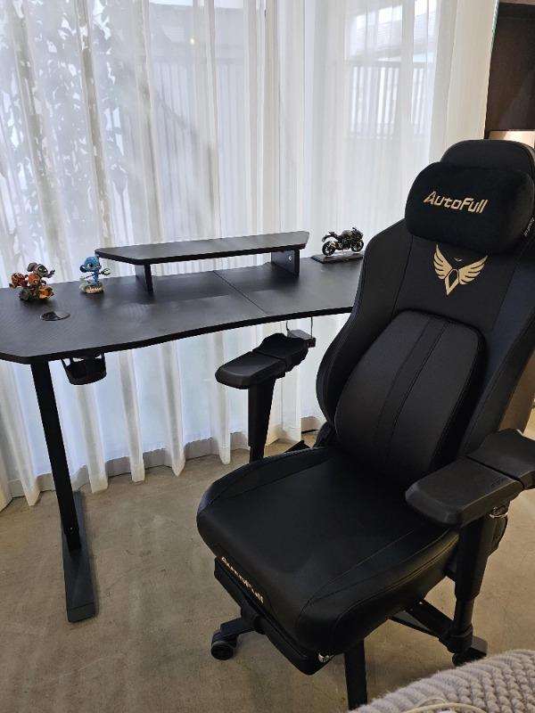 AutoFull M6 Gaming Chair Pro, with Footrest - Customer Photo From venkat
