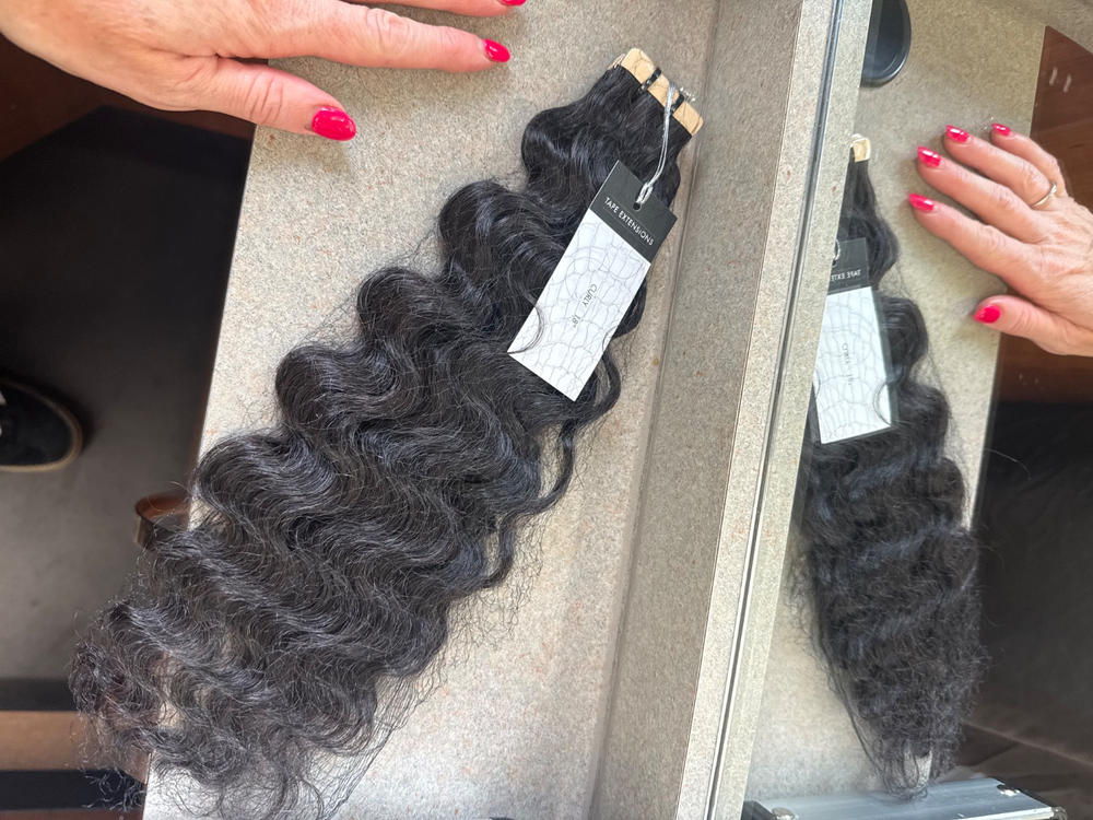 Curly Tape-In Hair Extensions - Customer Photo From Carissa Hubbert