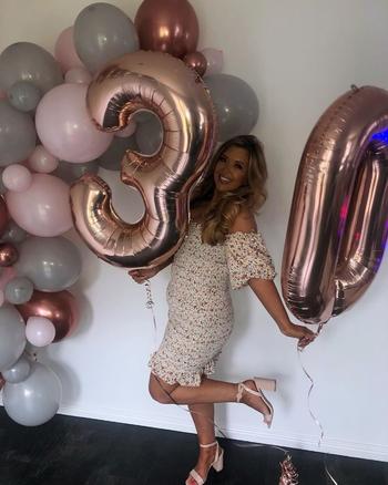Bonjour Baby Showers Rose Gold Balloon Arch / Garland Kit Review