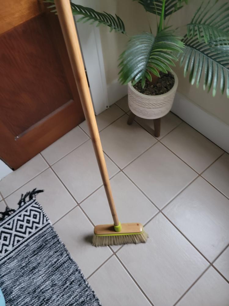 Full Circle Clean Sweep Broom, White
