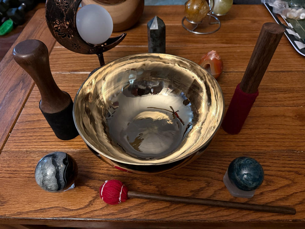 Sound Bath Singing Bowl - Customer Photo From John Kellbach