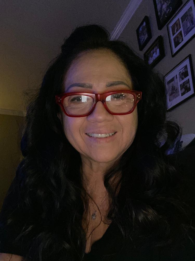 Beachwaver® S.75 Dual Voltage White Rotating Curling Iron - Customer Photo From Pat Lacap