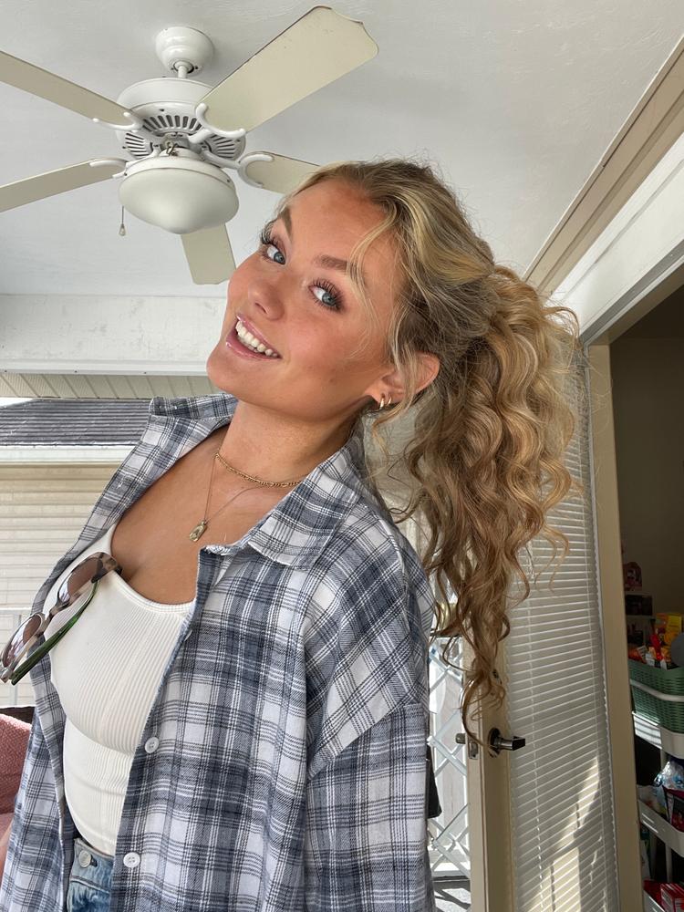 Beachwaver® S.75 Dual Voltage White Rotating Curling Iron - Customer Photo From Claire Burford