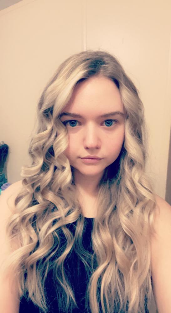 Beachwaver® S1 Dual Voltage White Rotating Curling Iron - Customer Photo From Rachel 