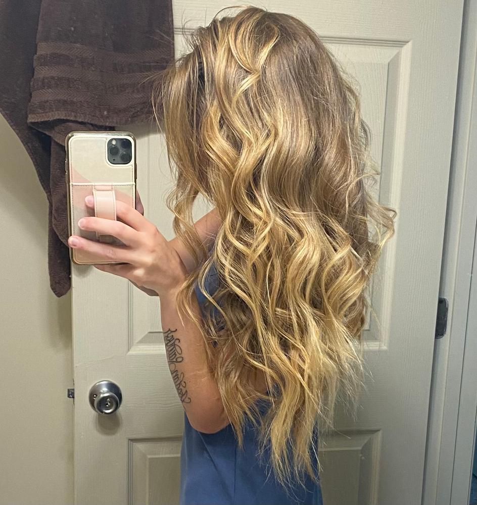 Beachwaver® S1.25 Dual Voltage White Rotating Curling Iron - Customer Photo From Whitney B.