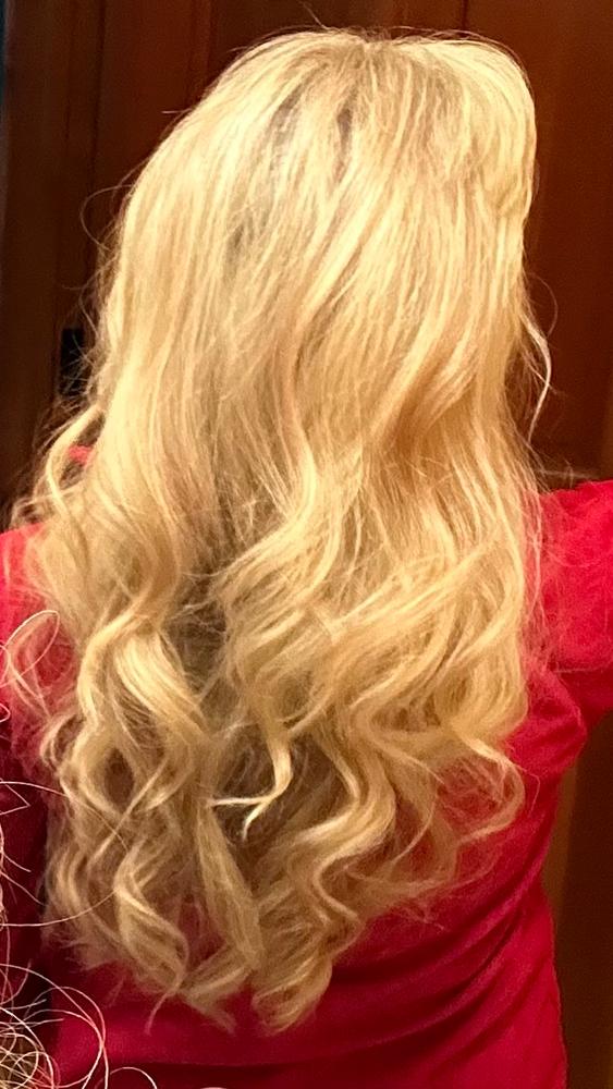 Beachwaver® Pro 1.25 Dual Voltage Rotating Curling Iron - Customer Photo From Carole