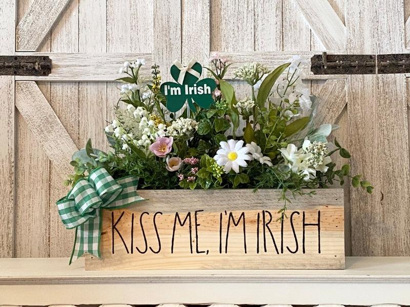 Kiss me I'm Irish Cakesicle sticks – Crafty Cake Shop