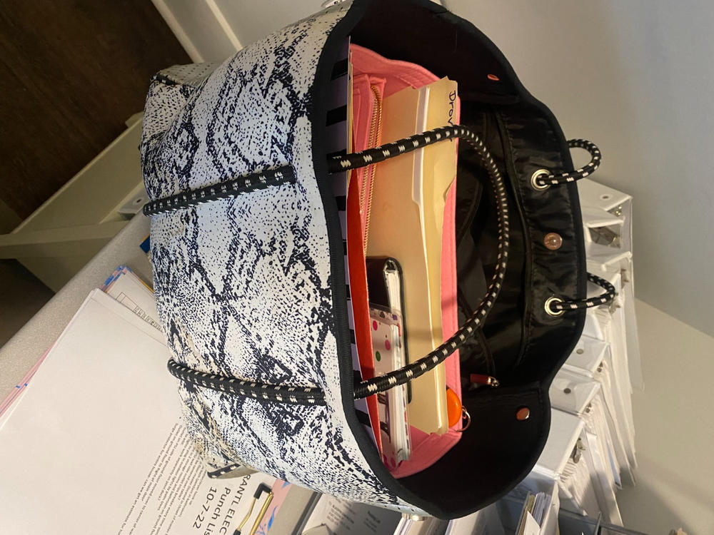 XL Handbag Organizer - Zipper Insert - Customer Photo From Tammy D.