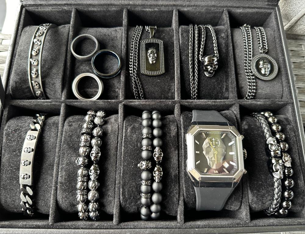PHANTOM·X Skull Watch by SkeletonHD - Customer Photo From Christoph��