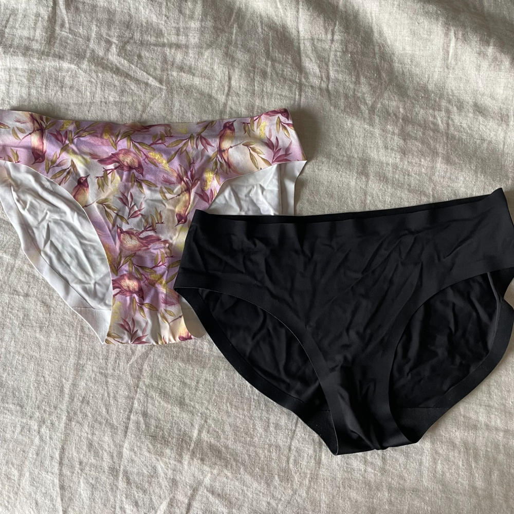 Seamless No Show Cheeky Briefs x2 - Black – Lounge Underwear