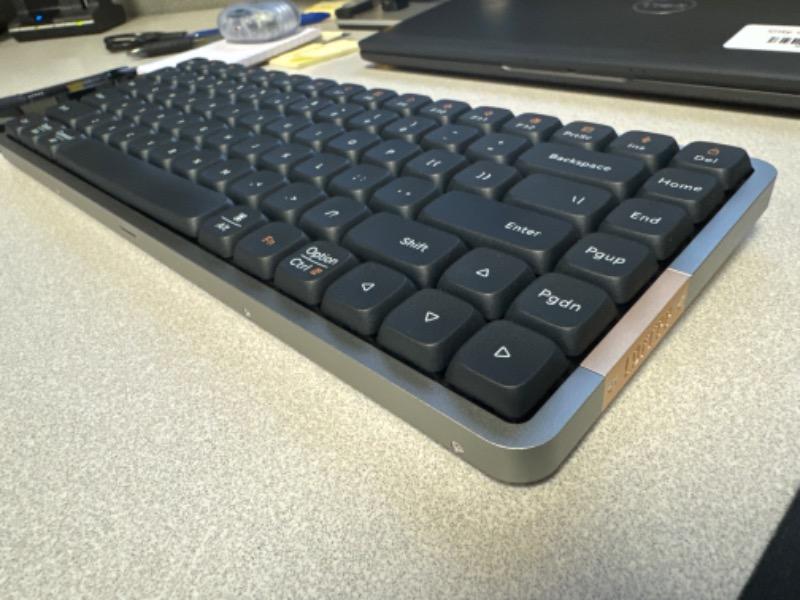 LOFREE Flow 75% Low Profile Keyboard - Customer Photo From Jorge Guerrero