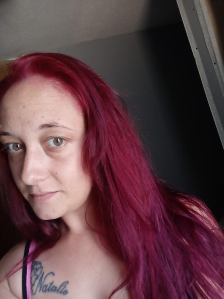 You can mix l'oreal hicolor red and hicolor magenta to get different s...
