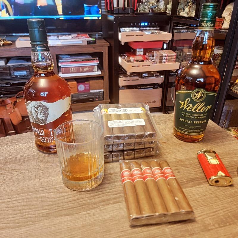 W.L. Weller Special Reserve Bourbon - Customer Photo From Nelson Santiago