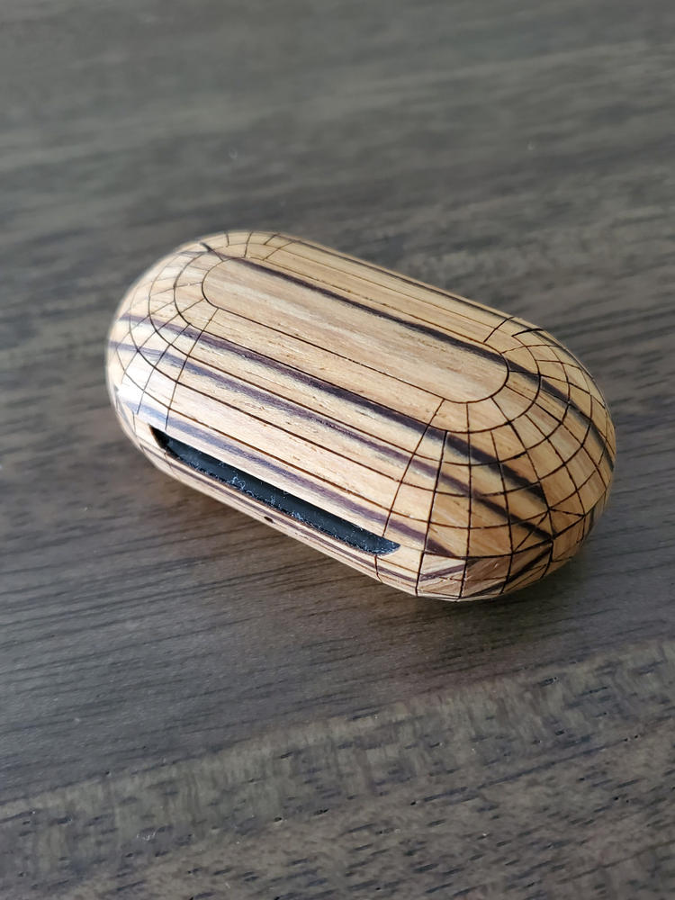 Wood Galaxy Buds / Buds+ / Buds Live case cover - Customer Photo From MARIO NAVARRO-CRUZ