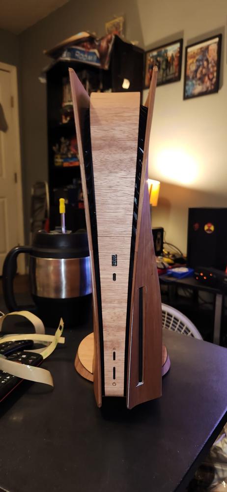 PlayStation 5 Wood Cover - Customer Photo From Markese 