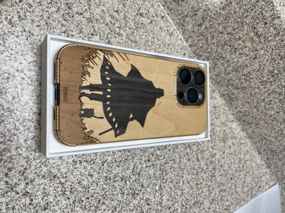 iPhone 15 / Plus / Pro / Pro Max wood cover - Customer Photo From Brandon Stachura