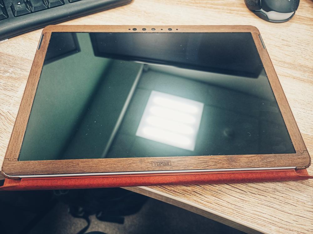 Surface Pro / Go tablet wood cover - Customer Photo From Mikhail Koigorodov