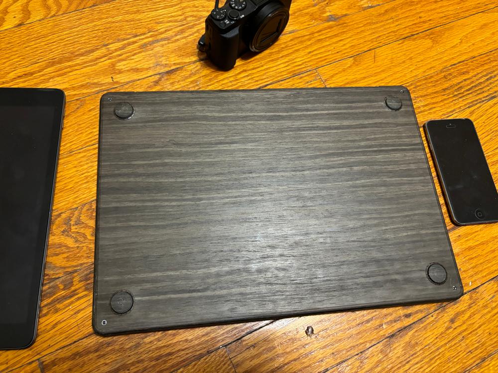 MacBook Wood Covers - Customer Photo From Komang Adnyana