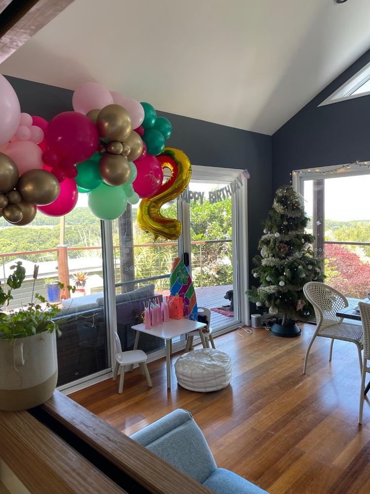 [INFLATED] Grab & Go - Birthday Balloon Garland - Pick Up/Delivered - Customer Photo From Saule Andriuskeviciute