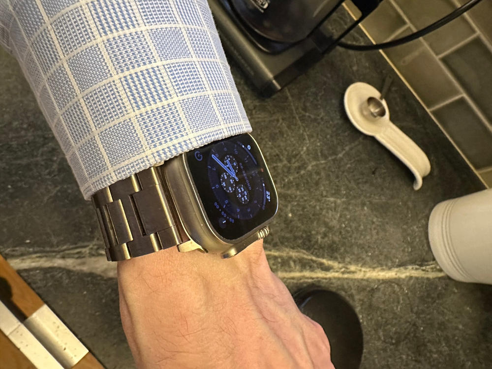 Titanium Edition - Apple Watch Ultra Band - Customer Photo From Maurice Aubrey