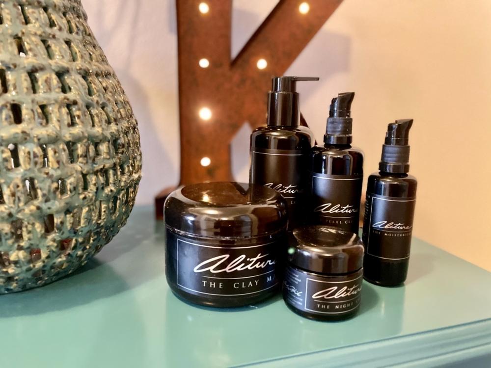 The Essential Discovery Set - Customer Photo From Jessica Kolkovich