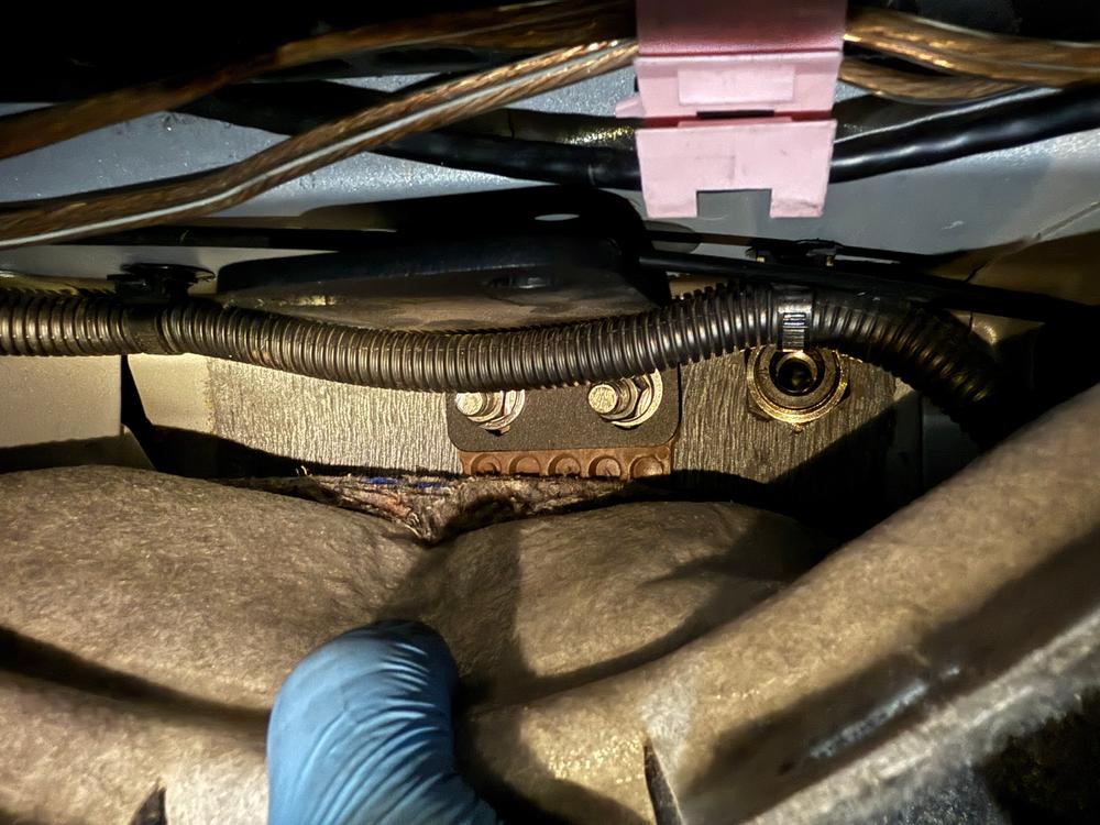 Manual Horn Valve Mounting Bracket - Customer Photo From Ernie