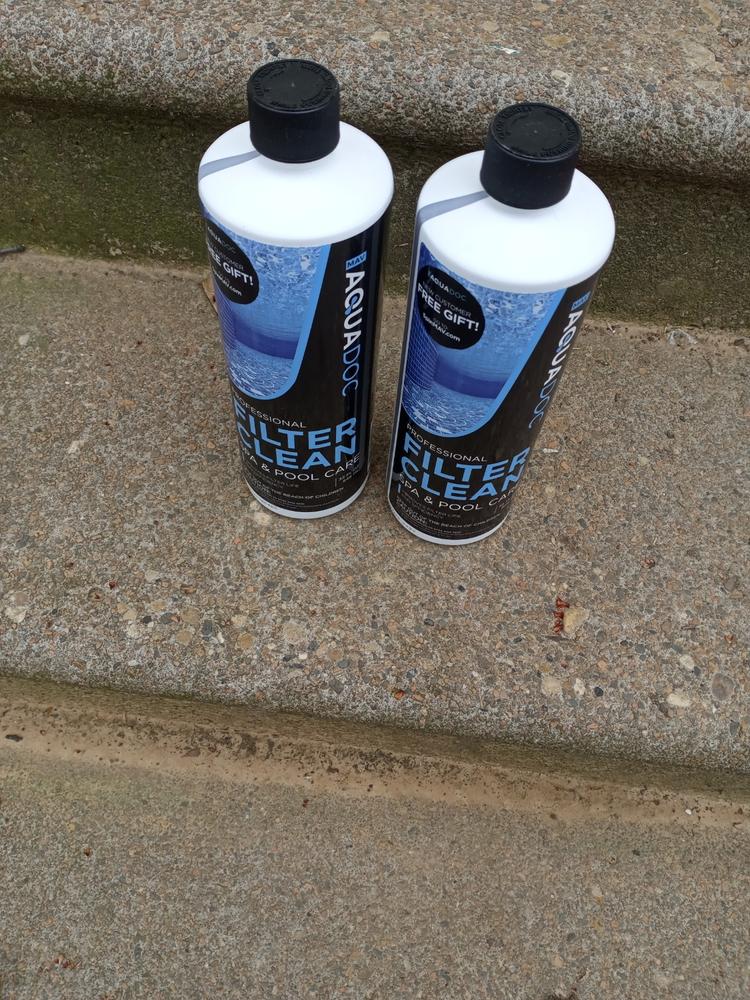Hot Tub & Spa Filter Cleaner - Customer Photo From Kristin Love
