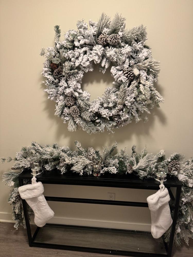 36" Unlit Snow Ridge Flocked Artificial Christmas Wreath without Lights - Customer Photo From Orlando Carson
