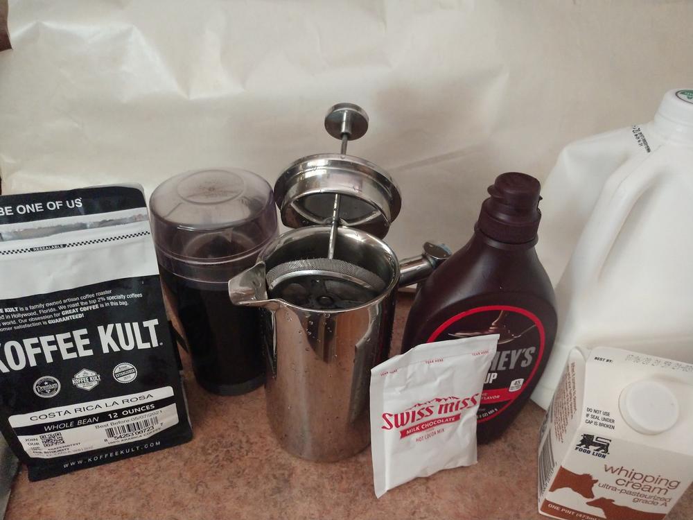 Costa Rican Naranjo La Rosa - Medium Roast Coffee - Customer Photo From Mark T.