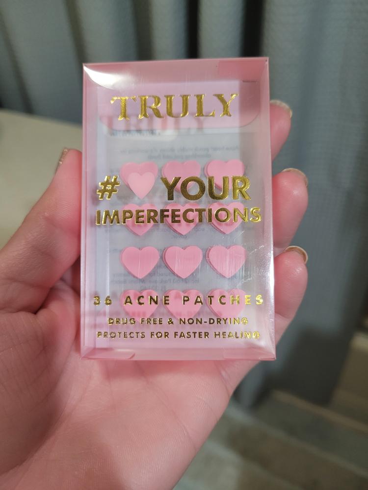 #Heart Your Imperfections Blemish Patches - Customer Photo From Amanda B.