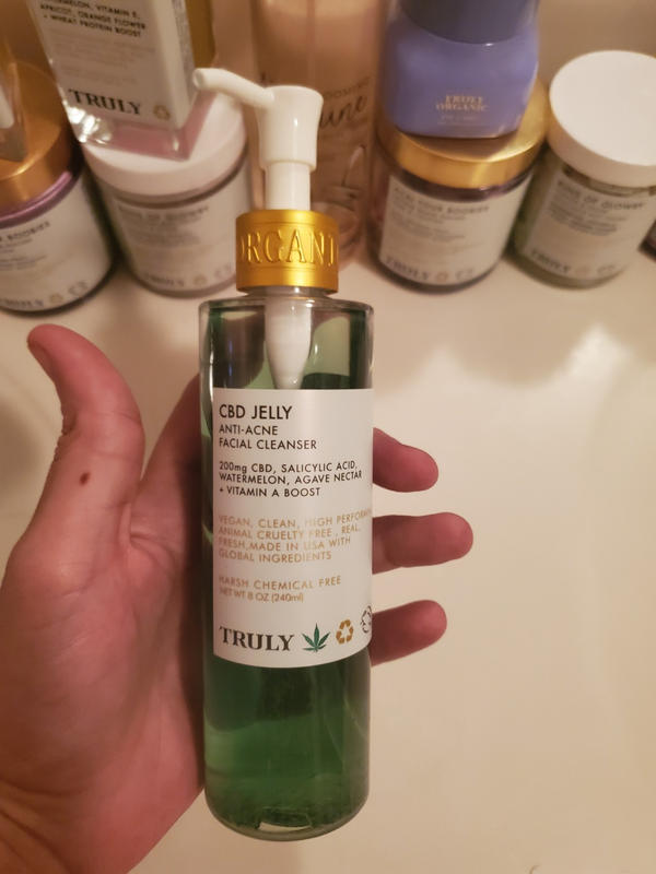 CBD Jelly Anti-blemish Facial Cleanser, clarifying daily  