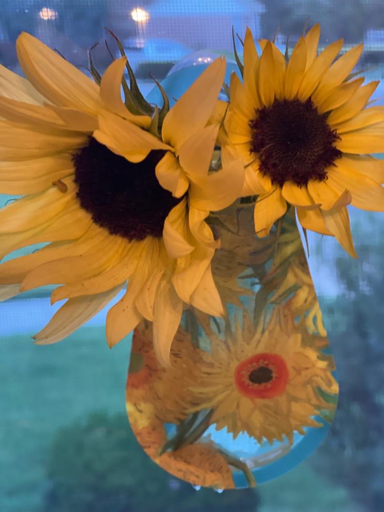Van Gogh Sunflowers Suction Cup Vase - Customer Photo From Vivian Ali