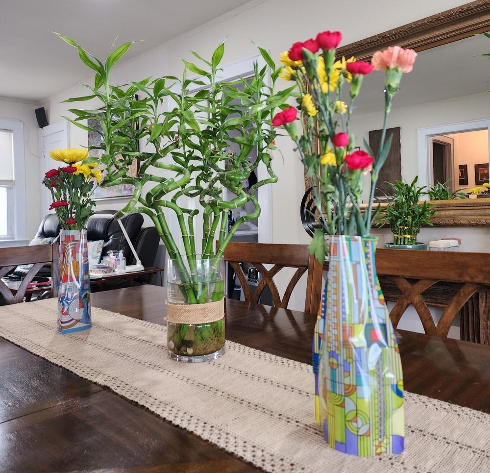 Frank Lloyd Wright Waterlilies Vase - Customer Photo From Consuelo Ramirez