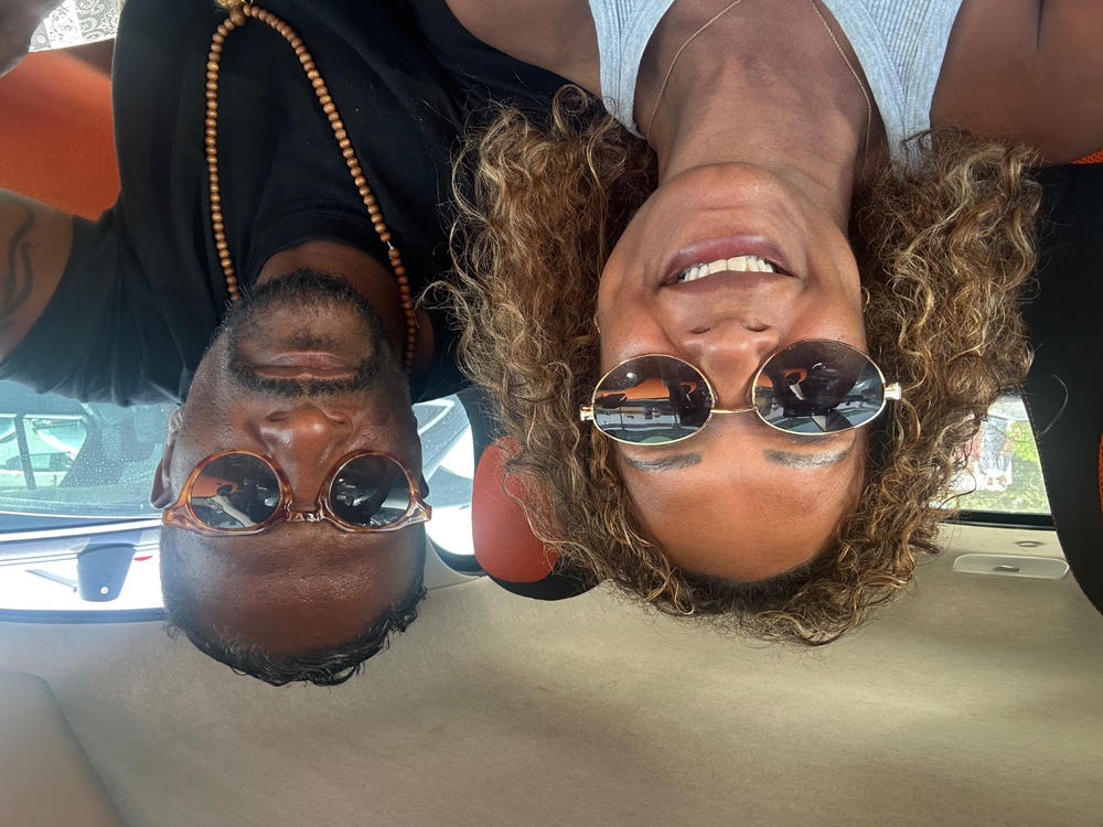 Iris - Customer Photo From Alice Pires