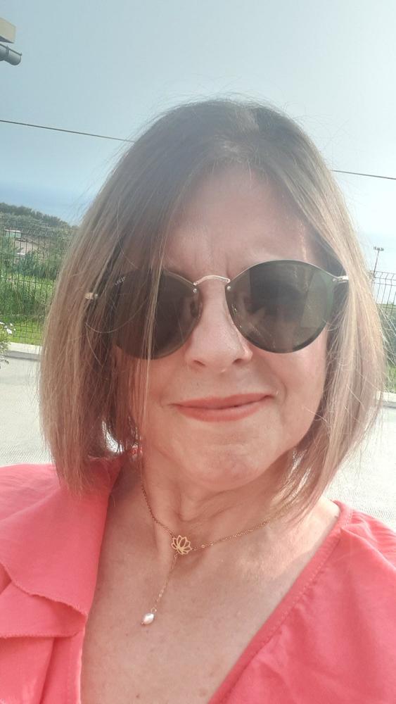 Luster - Customer Photo From Ana Rego