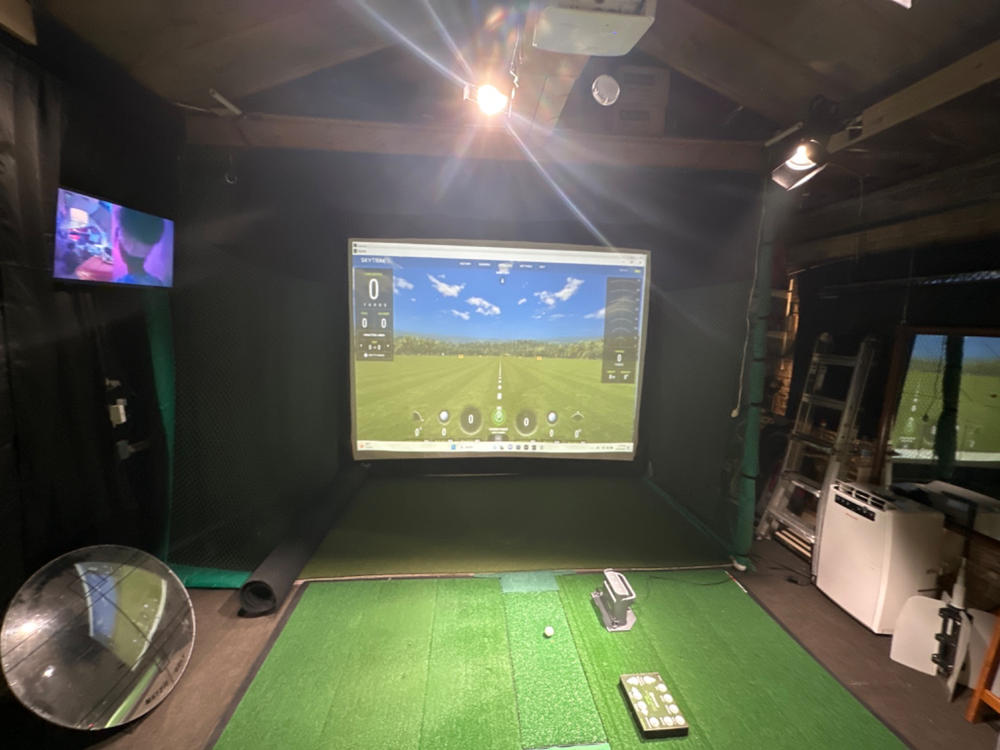 SkyTrak+ Launch Monitor & Golf Simulator - Customer Photo From Thomas Mietus