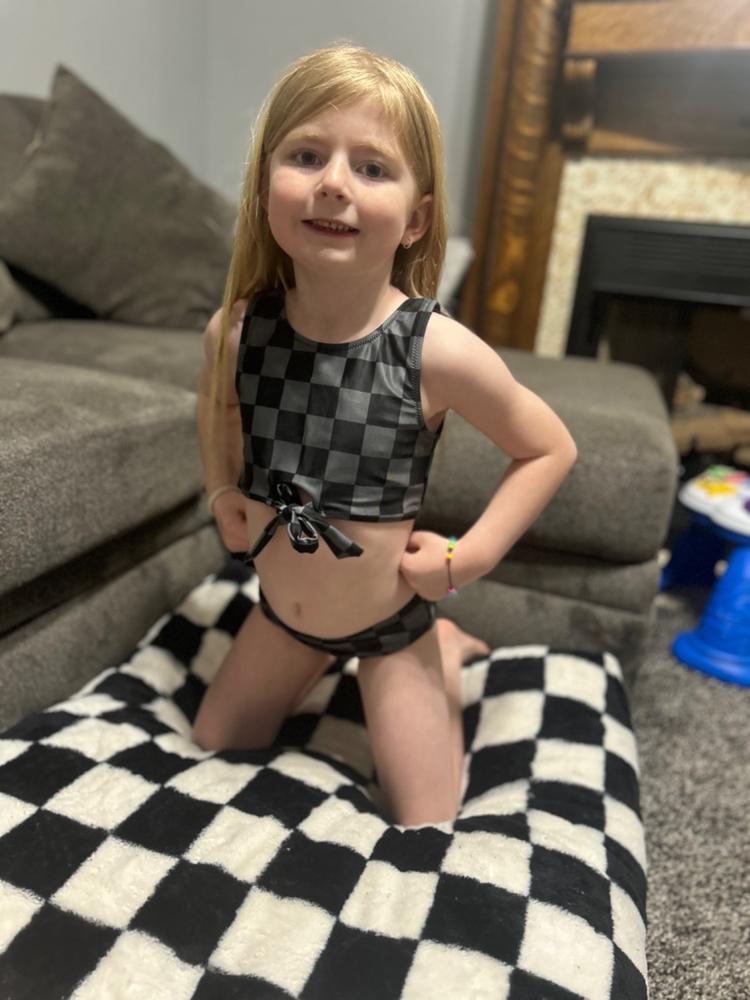 Chasing Checkers Girls 2 Piece - PREORDER (Begin shipping to you April 30-May 10) - Customer Photo From Baylie Apperson