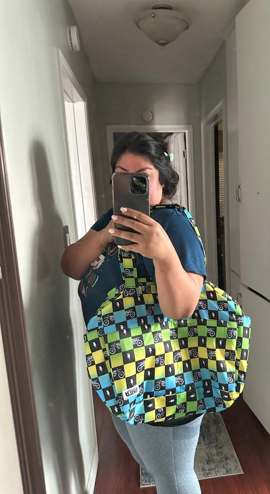 Retro Dirt Bike Checks Beach Bag (Restock Shipping to you June 28 - July 5) - Customer Photo From Ariana Jimenez