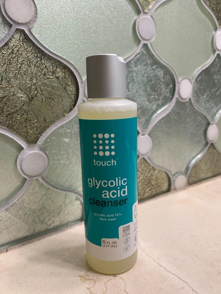 10% Glycolic Acid Face Wash (177 ml) - Customer Photo From Dilip Bhojwani