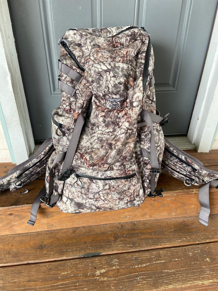 Tree Stand Bowhunters’ Backpack - Customer Photo From Zac