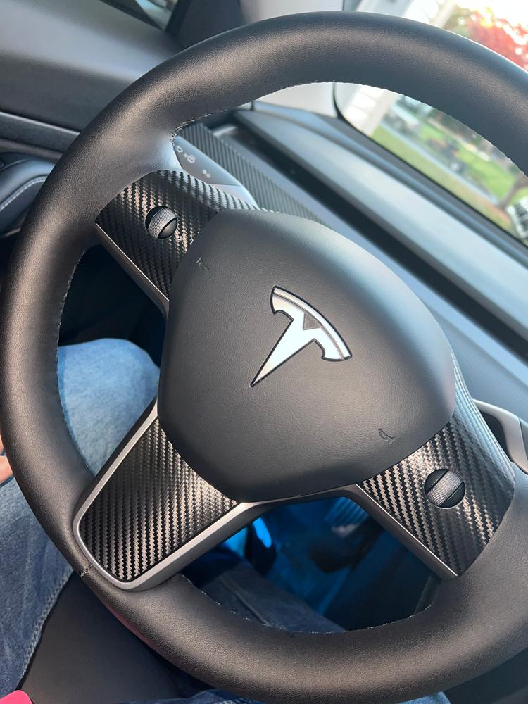 Insert volant carbone pour Tesla Model 3 et Y