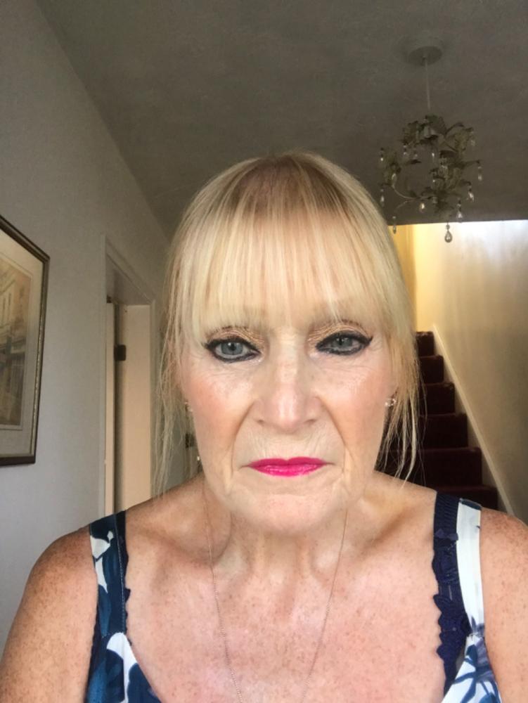 PrimeEyes Glide Eyeliner - Customer Photo From Mrs Lorna Templeton