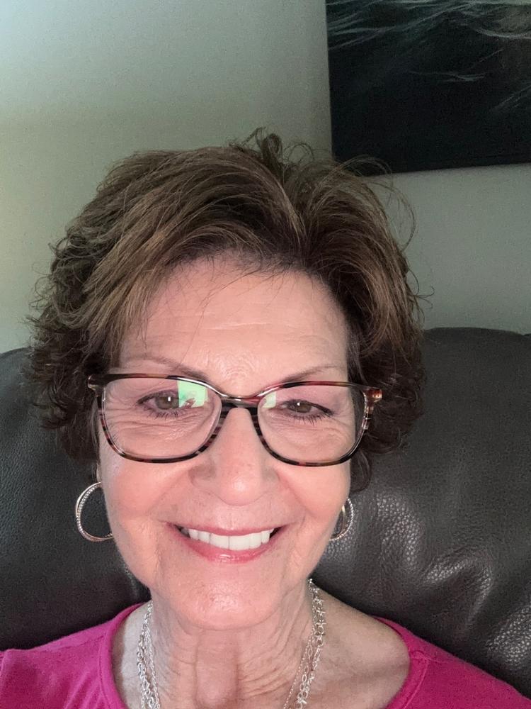 PrimeEyes Glide Eyeliner - Customer Photo From Barbara Hampton