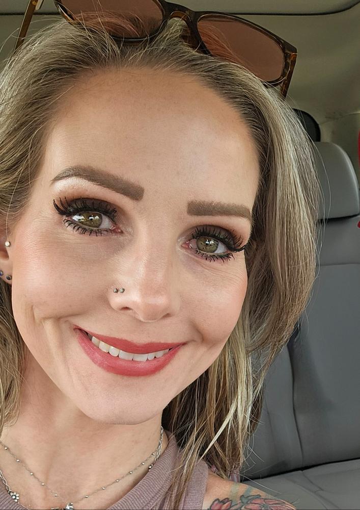PrimeEyes Glide Eyeliner - Customer Photo From Jennifer Brown Malin