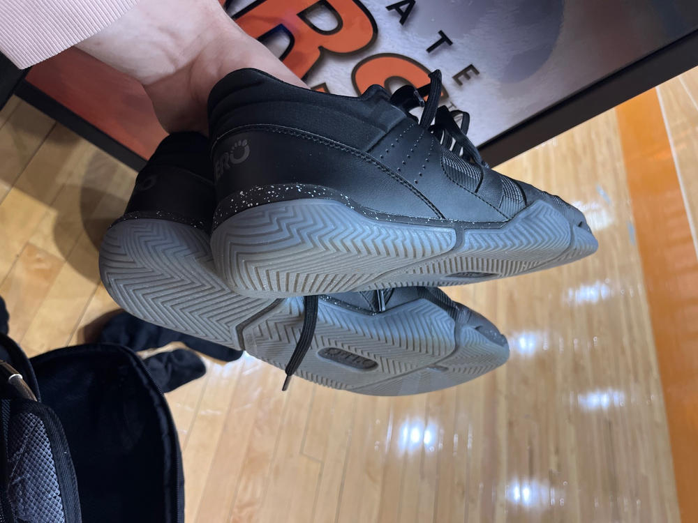 X1 Low - Men - Customer Photo From Zakhar Valasiuk