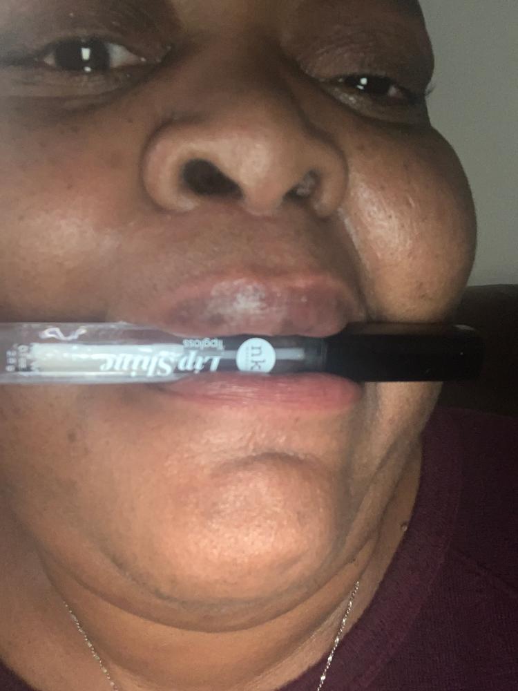 Lip Shine - Customer Photo From Vickie Burns