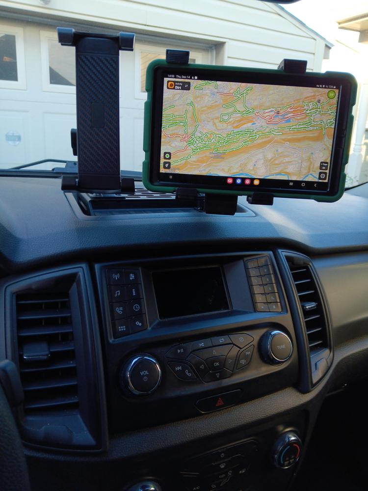 Dash Mount | Ford Ranger (2019+) - Customer Photo From Keith