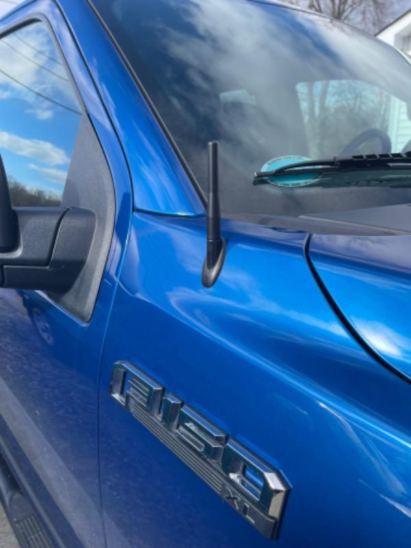 Perfect-Fit Stubby Antenna |  Ford F-150 (15-20), F-250/350 (17-21) - Customer Photo From Gabriel Dowd