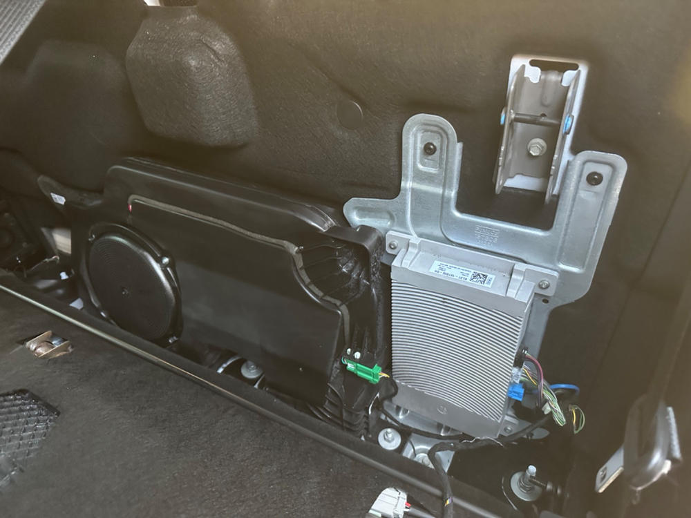 Rear Seat Release Kit - Black | Ford F-Series - Customer Photo From Bobbie Welpott
