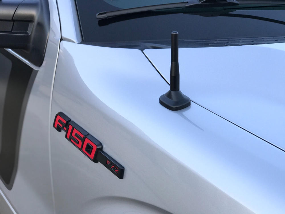 Perfect-Fit Stubby Antenna | Ford F-150 & Raptor (2009-14) - Customer Photo From Heath Carley